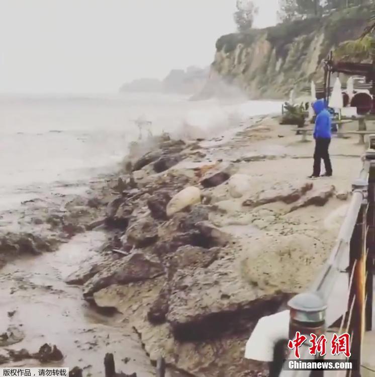 三国志14怎么预防武将反叛